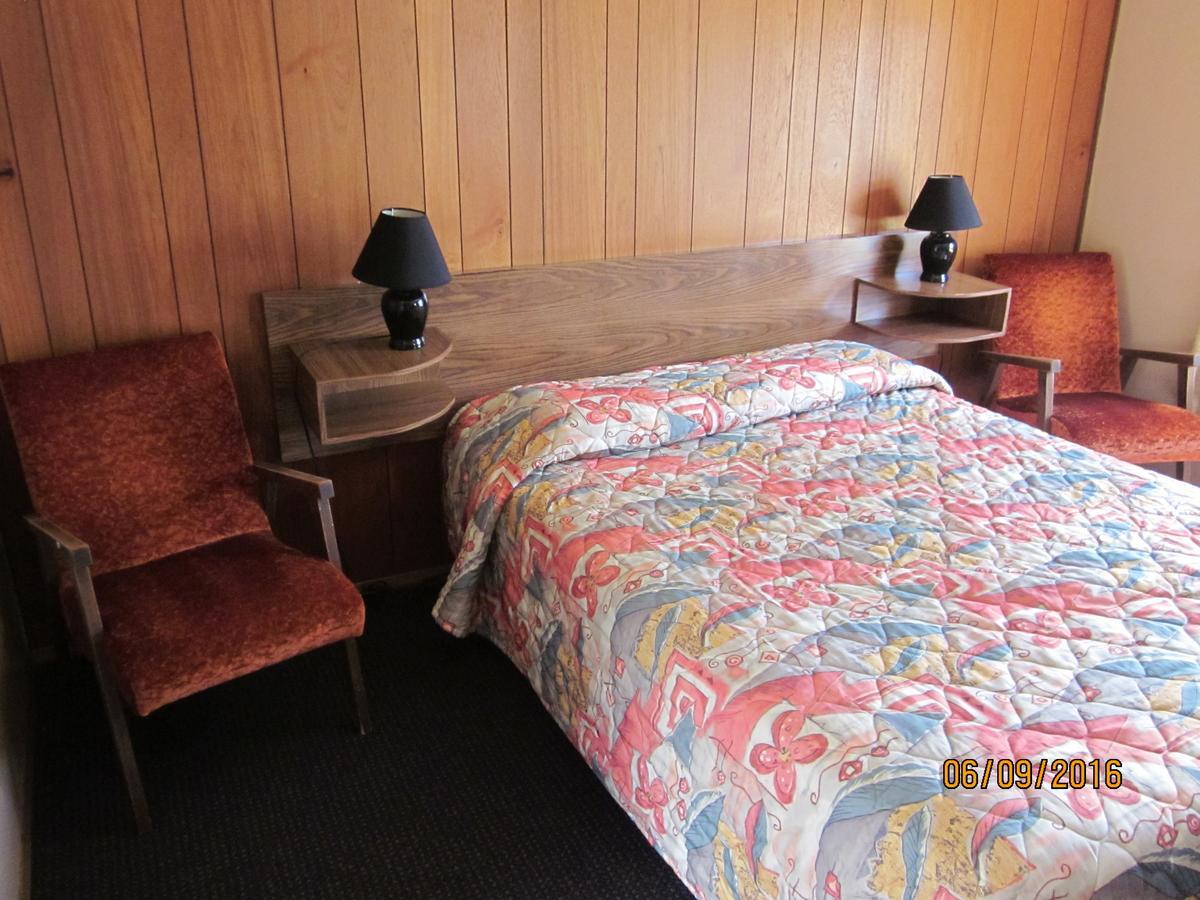 Valleyview Motel Williams Lake Exterior foto